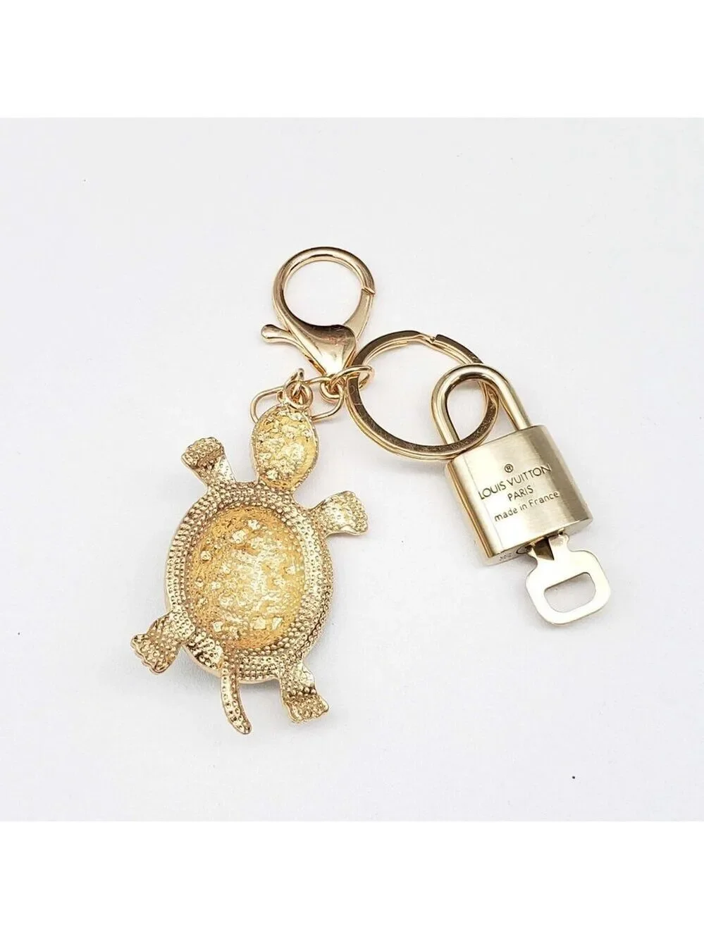 LV Gold Padlock Authentic 🔑 Luxury Bag Charm w/ Unbranded Turtle Keychain